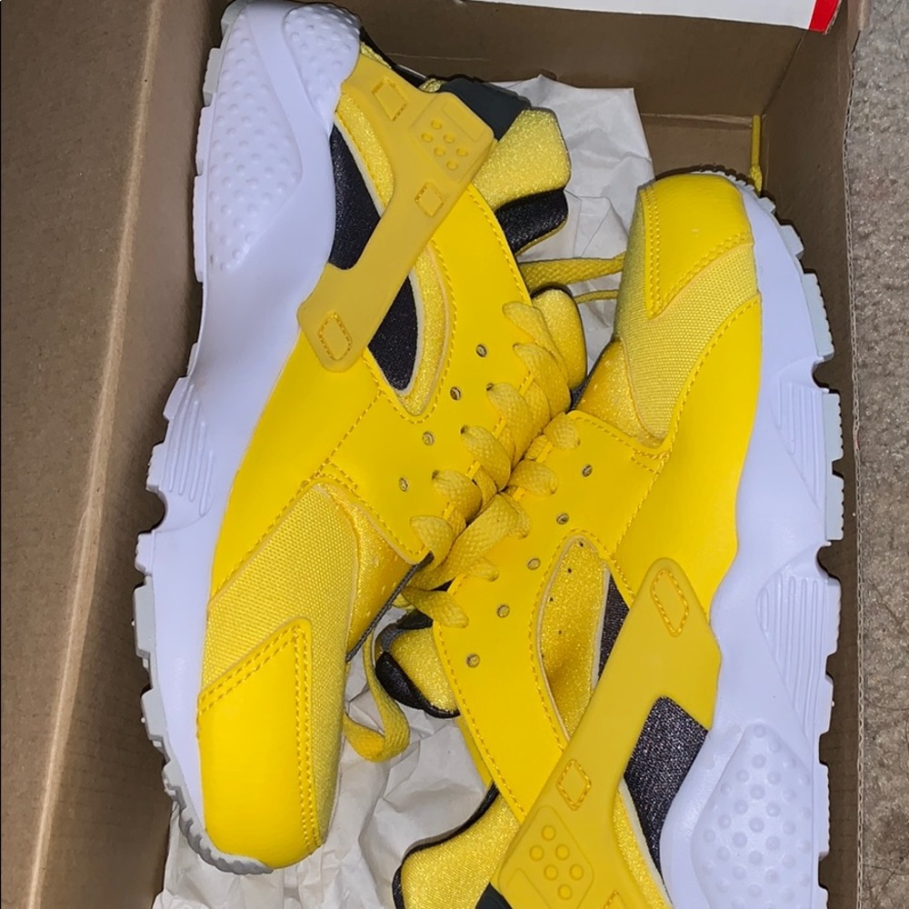 nike huaraches